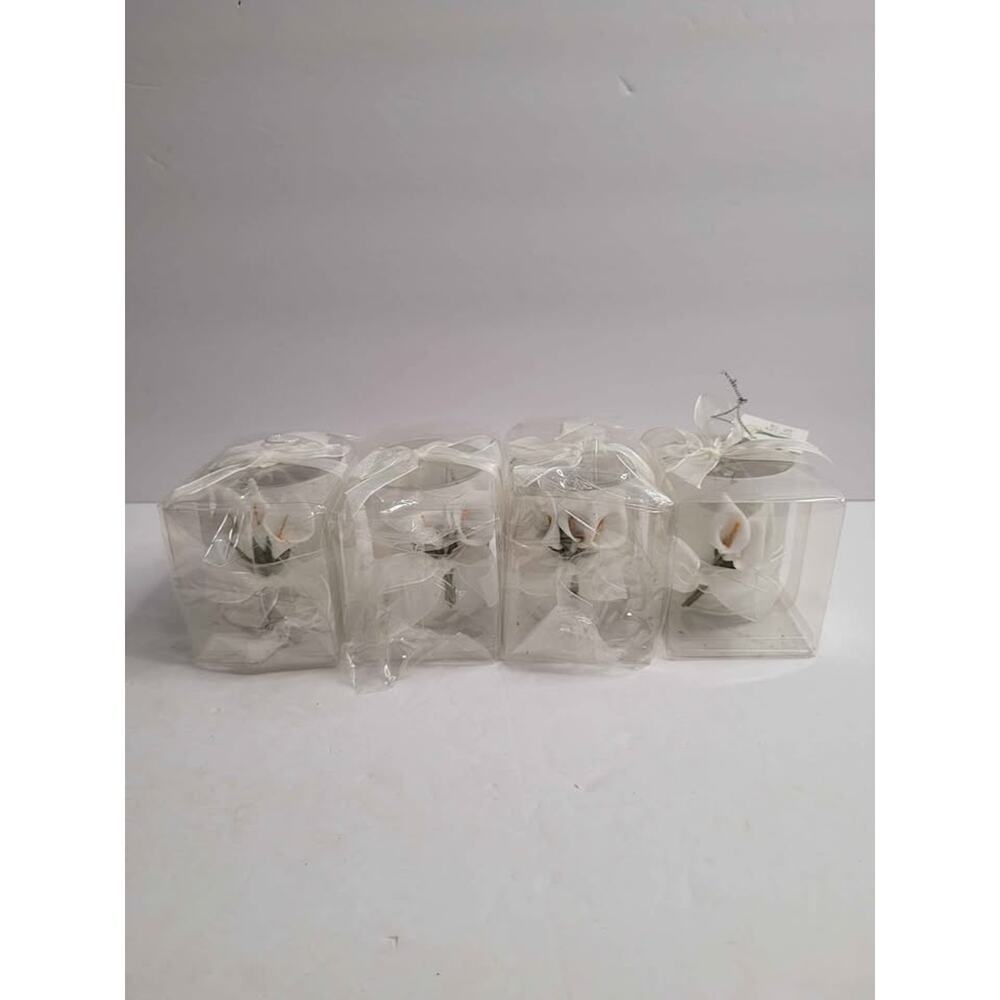4 Calla Lily Design Candle Favor.